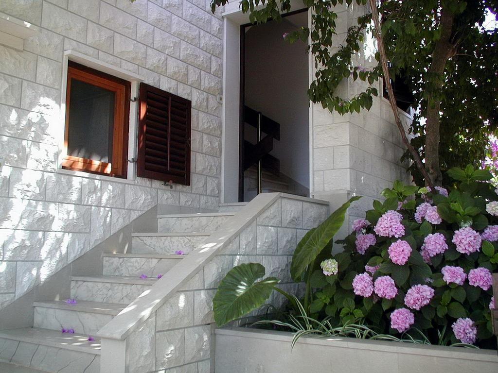 Apartments Raic Supetar Extérieur photo