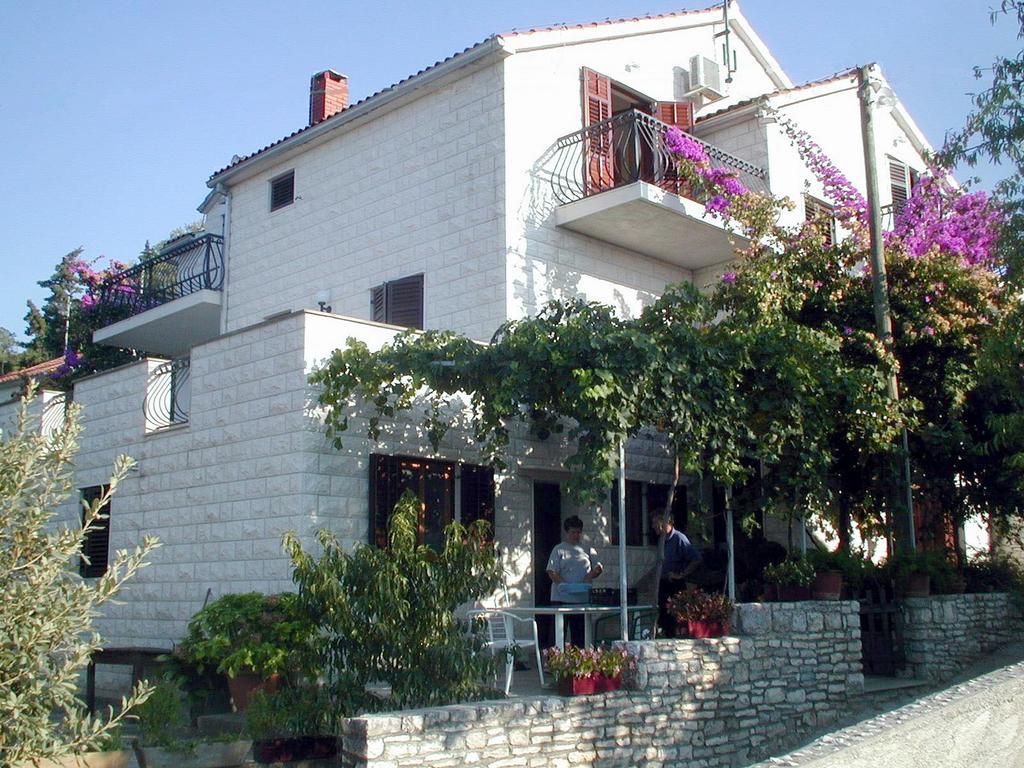 Apartments Raic Supetar Extérieur photo